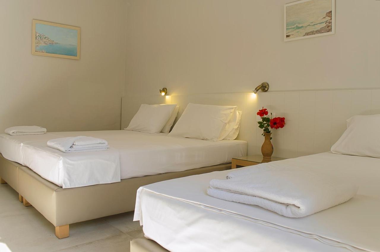 Kalypso Studios & Rooms Paleochora Buitenkant foto