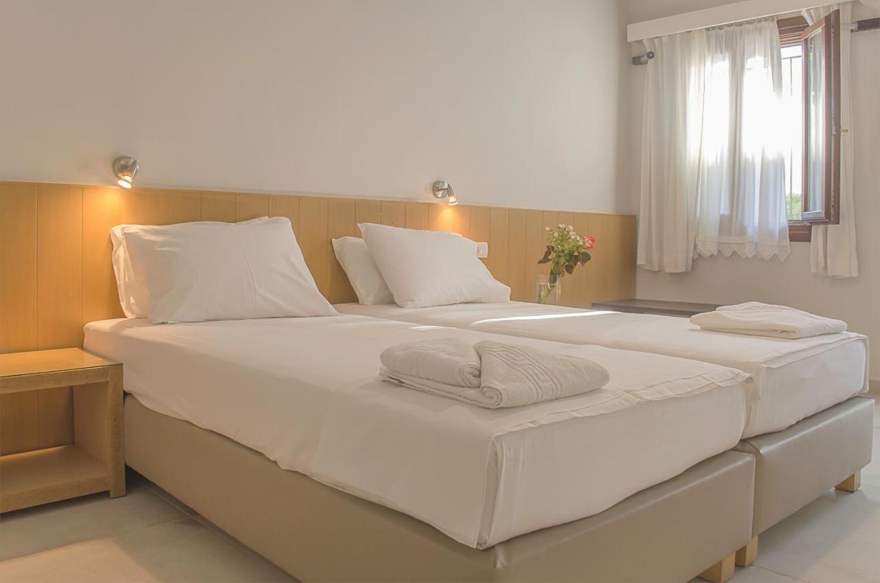 Kalypso Studios & Rooms Paleochora Buitenkant foto